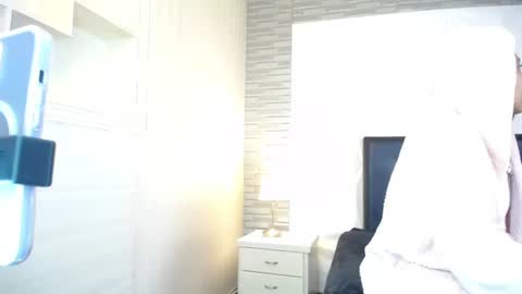 Snapshot of isaak_salomee chatting on 06.13.26 isaak_salomee online show from 06.13.26