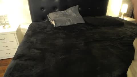 Snapshot of isaak_salomee chatting on 06.27.26 isaak_salomee online show from 06.27.26