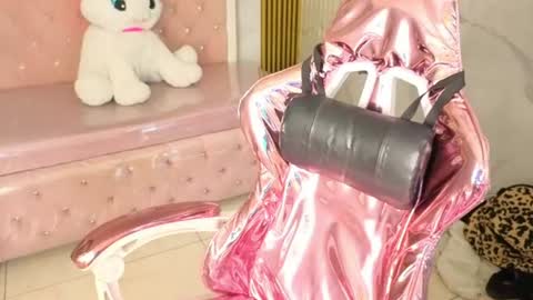 Snapshot of isabeau_s chatting on 06.23.26 isabeau_s online show from 06.23.26