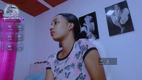 Snapshot of isabel_bailey chatting on 12.29.24 isabel online show from 12.29.24