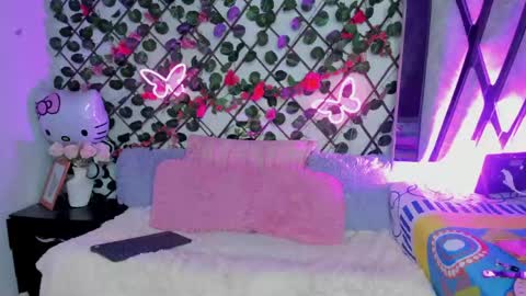 Snapshot of isabel_jamess chatting on 06.04.26 Isa online show from 06.04.26