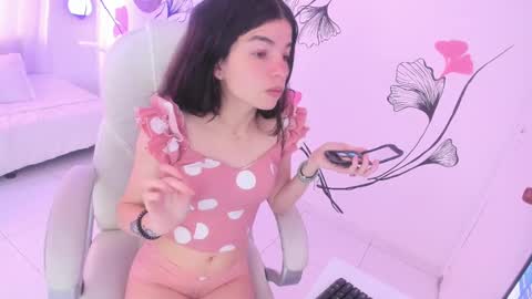 Snapshot of isabela_fiorelli chatting on 03.01.25 isabela_fiorelli online show from 03.01.25