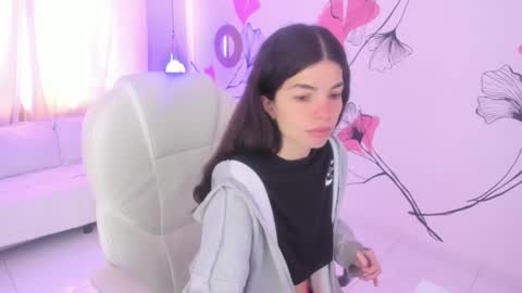 Snapshot of isabela_fiorelli chatting on 03.03.25 isabela_fiorelli online show from 03.03.25