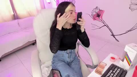 Snapshot of isabela_fiorelli chatting on 09.27.25 isabela_fiorelli online show from 09.27.25