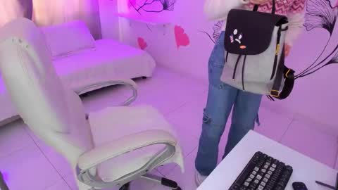 Snapshot of isabela_fiorelli chatting on 12.01.25 isabela_fiorelli online show from 12.01.25