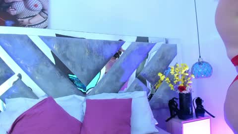 Snapshot of isabela_parkerr chatting on 05.02.26 Mommy Isa online show from 05.02.26
