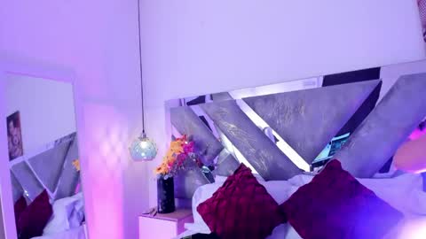 Snapshot of isabela_parkerr chatting on 05.23.26 Mommy Isa online show from 05.23.26