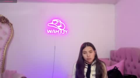 Snapshot of isabela_tay chatting on 07.17.26 ISABELA online show from 07.17.26