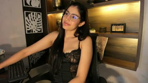 isabelastefano online show from 03.16.26