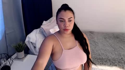 isabelateran online show from 03.25.26