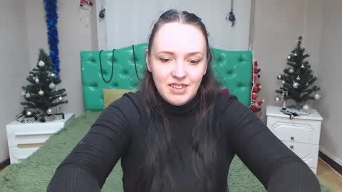 IsabelBlackberry online show from 12.28.24