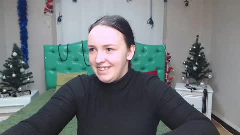 IsabelBlackberry online show from 01.05.25