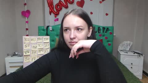 IsabelBlackberry online show from 09.21.25