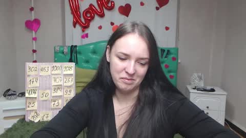 IsabelBlackberry online show from 10.03.25