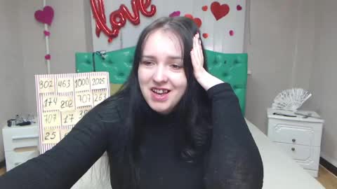 Snapshot of isabelblackberry chatting on 04.28.26 IsabelBlackberry online show from 04.28.26