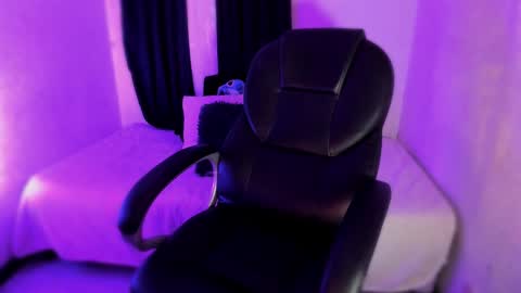 isabella online show from 02.26.26