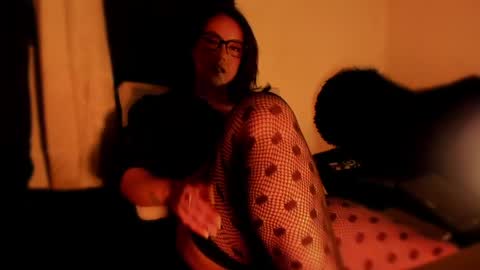 isabella online show from 04.14.26