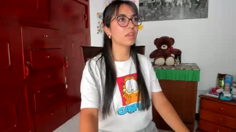 Snapshot of isabella22_1 chatting on 01.17.25 Isabella22 1 online show from 01.17.25