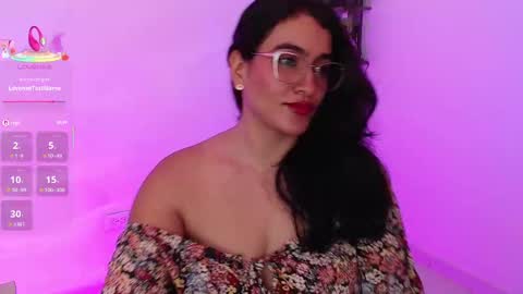 Snapshot of isabella_aristi03 chatting on 09.20.25 isabella_aristi03 online show from 09.20.25