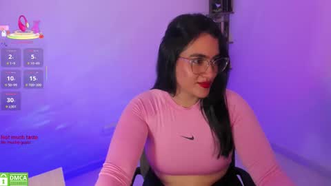 Snapshot of isabella_aristi03 chatting on 10.21.25 isabella_aristi03 online show from 10.21.25