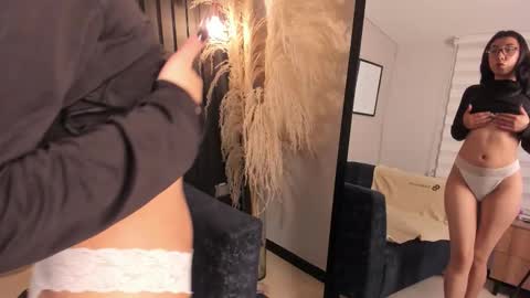 Snapshot of isabella_crofts chatting on 10.23.25 isabella_crofts online show from 10.23.25