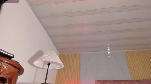 Snapshot of isabella_haddad chatting on 02.03.26 isabella_haddad online show from 02.03.26