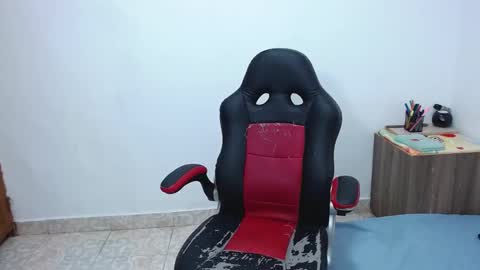  estefania online show from 02.18.25