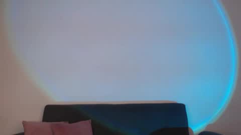 ISABELLA online show from 01.10.25