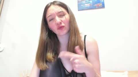 Snapshot of isabella_noir88 chatting on 06.03.26 Isabella Noir online show from 06.03.26