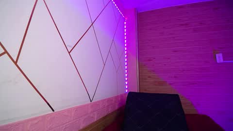 isabella_roseee online show from 11.26.25