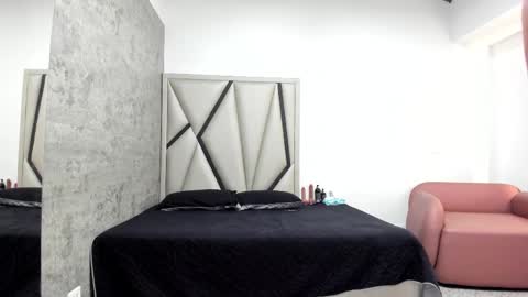 Snapshot of isabella_rosssi1 chatting on 10.05.25 isabella_rosssi1 online show from 10.05.25