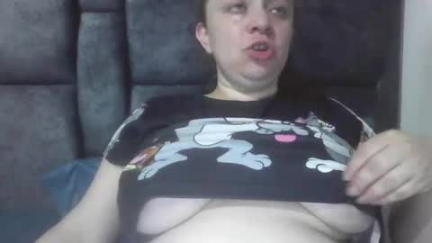 Snapshot of isabellaa_hills_ chatting on 05.06.26 isabellaa_hills_ online show from 05.06.26