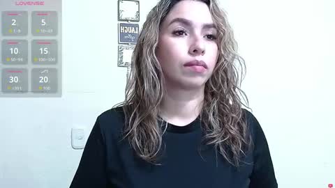 Snapshot of isabellaa_smith03 chatting on 04.19.26 isabellaa_smith03 online show from 04.19.26