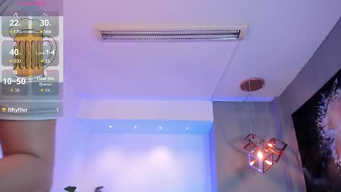 Isabella  Everyday From 0530 to 1430 Col Time online show from 09.26.25