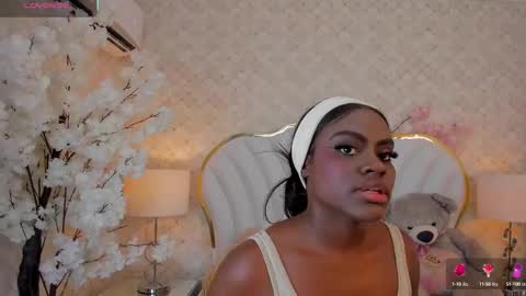 Snapshot of isabellabroms21 chatting on 09.16.25    v online show from 09.16.25