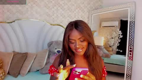 Snapshot of isabellabroms21 chatting on 10.10.25    v online show from 10.10.25