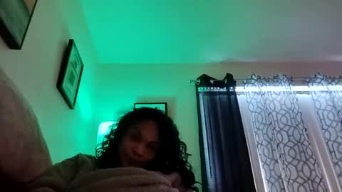 Snapshot of isabellacloverlove chatting on 12.07.24 Isabella online show from 12.07.24