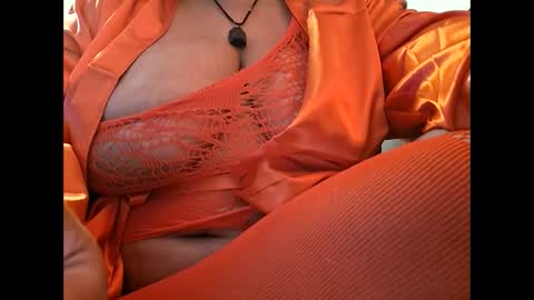 Snapshot of isabellacloverlove chatting on 09.29.25 Isabella online show from 09.29.25