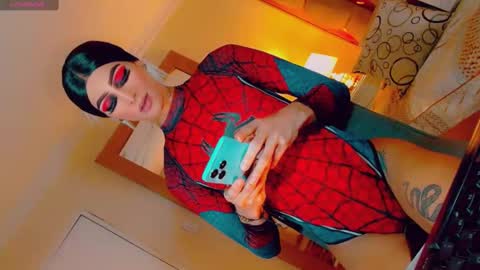 isabellagirs online show from 10.31.25