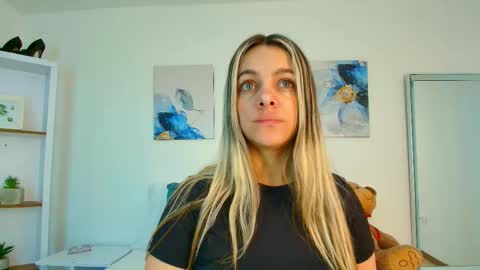 Isabella  online show from 02.28.26