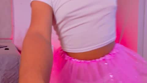 Isabella online show from 11.14.25