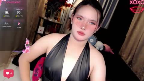 Snapshot of isabellaleights chatting on 05.17.26 isabel online show from 05.17.26