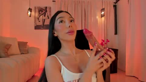 Snapshot of isabellalux_ chatting on 05.28.26 ISABELLA online show from 05.28.26
