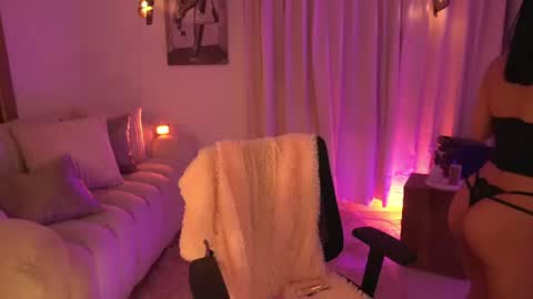 Snapshot of isabellalux_ chatting on 07.02.26 ISABELLA online show from 07.02.26