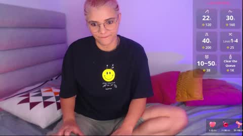 Snapshot of isabellamoutt chatting on 09.08.25 Isabella Mout online show from 09.08.25