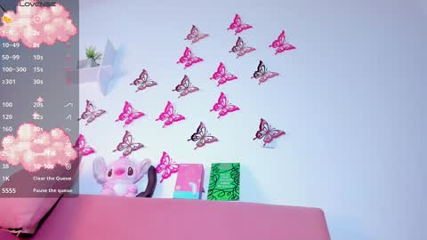 Snapshot of isabellamyers chatting on 02.05.25 isabellamyers online show from 02.05.25