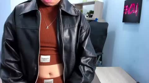 Snapshot of isabellasummer_ chatting on 06.29.26 isebella online show from 06.29.26