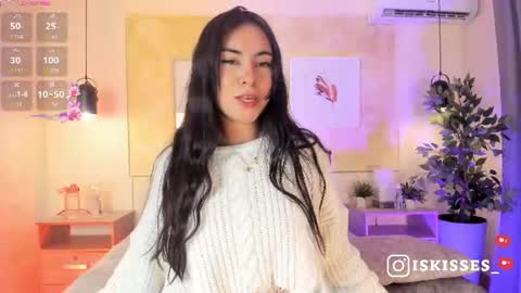 Snapshot of isabellasweet__ chatting on 07.16.26 online show from 07.16.26