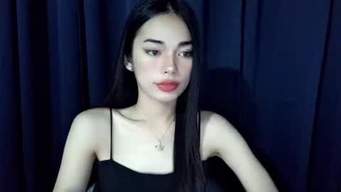 Snapshot of isabelle_willis chatting on 10.26.25 Isabelle online show from 10.26.25