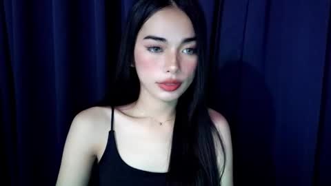 Isabelle online show from 12.21.25